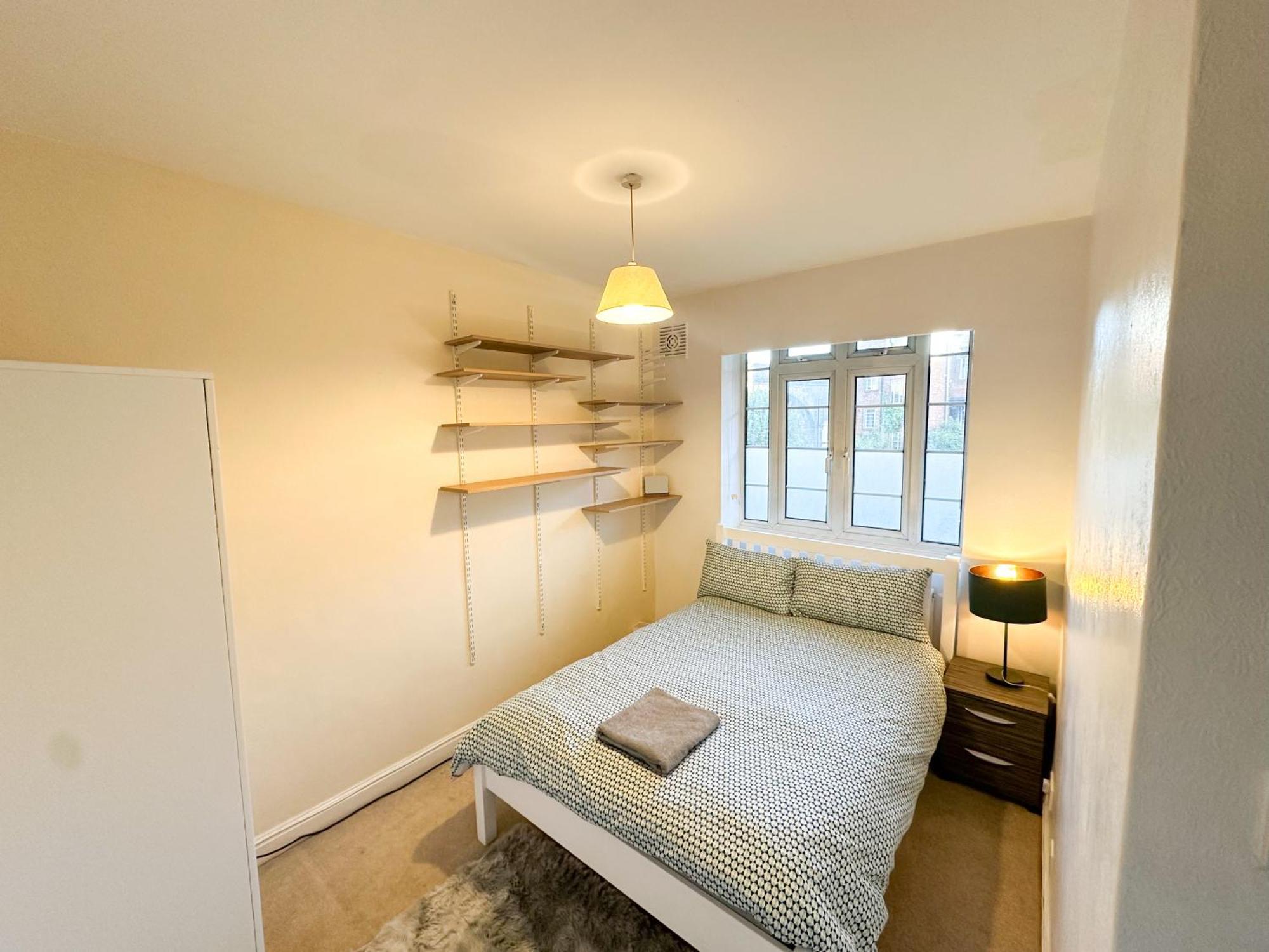 2 Bed Flat - Short Walk From Brent Cross Station Apartment Hendon Exterior foto